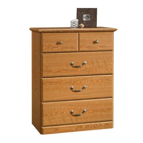 4 Drawer Chest / Dresser - Oak Finish