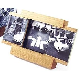 Umbra Slideshow Frame