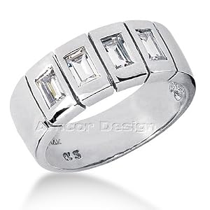 14K White Gold Men's Emerald Cut Diamond Wedding Band (0.80ct.tw, HI Color, SI2-3 Clarity)
