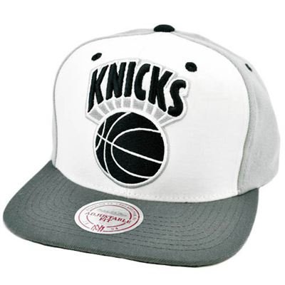 NBA Mitchell & Ness New York Kniicks Throwback Retro Snap Back Flat Bill Hat Cap