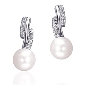 Pure Radiance: Sterling Silver and Cultured Pearl Drop Earrings with CZ Diamond