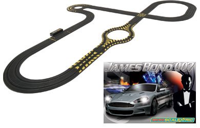Childrens Toyshop  Toys : Micro Scalextric James Bond 007 Set