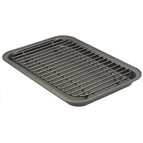 Click here to buy Chicago Metallic Gourmetware 2-Piece Toaster Oven Broiler Pan by Chicago Metallic.