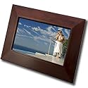 GPX PF928 9-Inch Digital Photo Frame with Built-in Memory Card Expansion Slot and Speaker (Walnut)