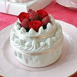 スピード即日出荷＆送料無料【花 誕生日・記念日・お祝い・結婚祝い・新築祝い】バラのデコレーションフラワーケーキ（レッド）