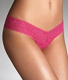Hanky Panky Low Rise Signature Lace Thong Panty