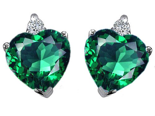 Original Star K(tm) Heart Shape 7mm Simulated Emerald Earrings in .925 Sterling Silver