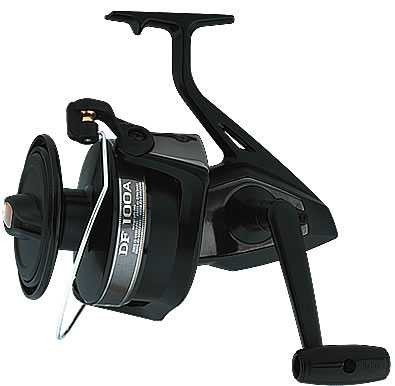SportingGoods: Daiwa Daiwa Giant Spinning Reel 1BB 320yd 30lb 3.4 to 1