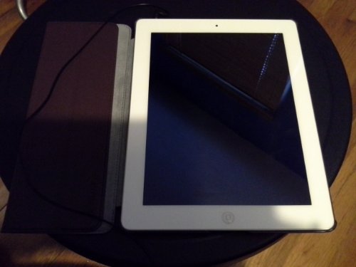Apple iPad with Wi-Fi 16GB - White (3rd generation) MD336LLA