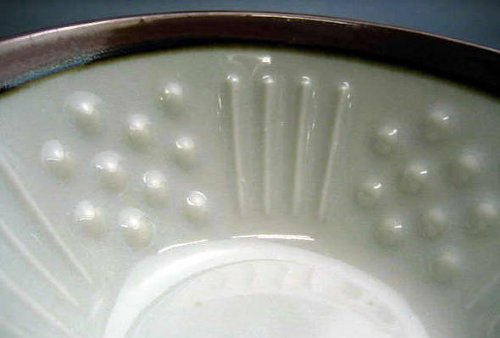 昔、久米宏のNEWS番組でとりあげられた逸品・練り易い凹凸面がCOOL! 納豆ねり鉢・錆び巻き【美濃焼】