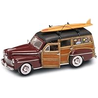 Yat Ming Scale 1:18 - 1948 Ford Woody with Real Wood Panel and Surfboard