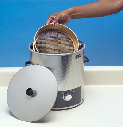 Compact ultrasonic sieve cleaner 110 VAC