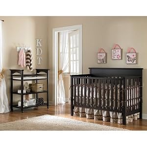 Graco Lauren 4-in-1 Convertible Classic Baby Crib Collection Natural - LJO025