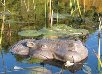 Pond - Kfk floating hippo 16 in 