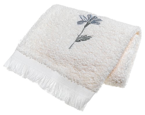 Croscill Spa Leaf Fingertip Towel