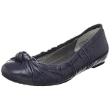 Me Too Womens Lawton Ballet Flat