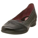 Clarks Womens Nicola Flat