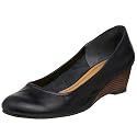 Nine West Women's Nisi Flat