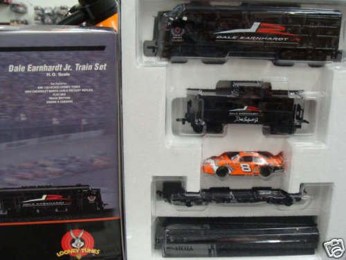 Dale Earnhardt Jr. Three Piece Train Set Revell H.o Scale
