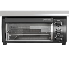 Black and Decker TROS1500B SpaceMaker Traditional Toaster Oven, Black by Black & Decker