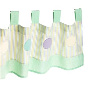 Winnie The Pooh: Peek-A-Pooh Tab Window Valance