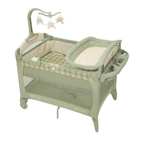 Graco Pack 'n Play Playard with Bassinet & Changer