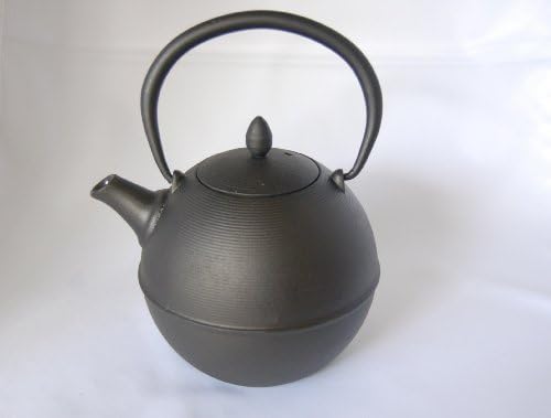 Cast Iron Teapot Tetsubin Zen Simplicity 23.6 Ounces / 0.7 Liter