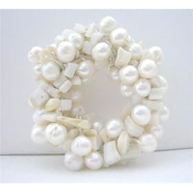 <b>Bridal Bridemaides Dress Brooch Handcrafted White Freshwater Pearls Brooch Pin Wedding Brooch (BRAND NEW)</b>