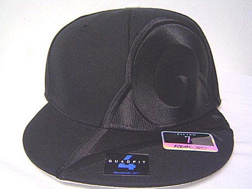 Size 7 Black NFL St. Louis Rams Supersized Logo Flat Bill Fitted Cap Hat