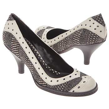 Vince Camuto Women’s Carmea Wedding Shoes Picture