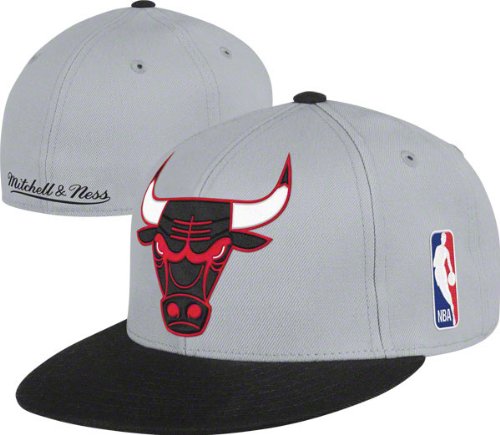 Chicago Bulls Gray 2 Tone XL Logo Fitted (7 3/4)