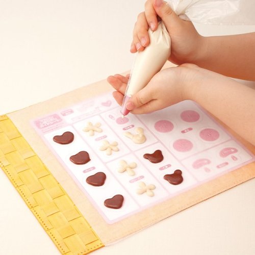 Cover image : ハッピーキッチンカフェ はじめてマカロン
