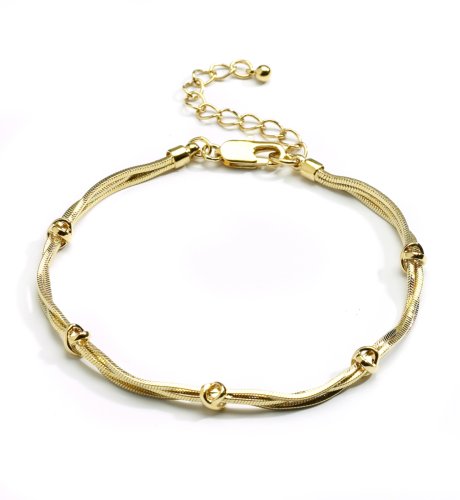 Gold Kiss Knot Bracelet