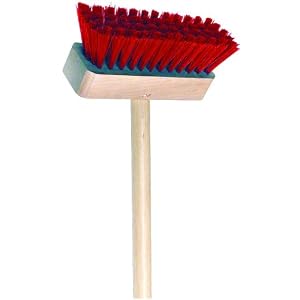 The Rumford Gardener RK1013 Kids Broom by