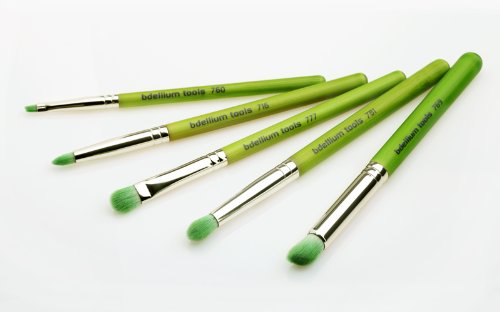 Smokey Eyes 5 Piece Eco-Friendly Makeup Brush Set - Green Bambu Professional Line
