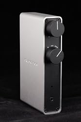 NuForce Icon-2 Integrated Desktop Amplifier with 24bit/96kHZ USB DAC and high performance headphone amplifier