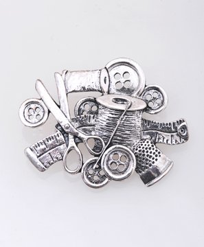 Hand Sewing Craft Design Pin Brooch