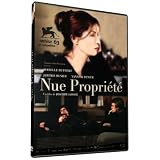 NUE PROPRIETEpar Isabelle Huppert