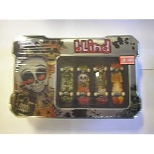 Tech Deck - Collector Tin with 4 Boards - Colors and Styles Vary