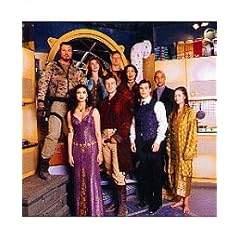 MORENA BACCARIN AS INARA SERRA, ADAM BALDWIN AS JAYNE COBB, SUMMER GLAU AS RIVER TAM, SEAN MAHER AS DR. SIMON TAM, GINA TORRES AS ZO� WARREN FROM FIREFLY #1 - IN FARBE - Filmfoto - Standard - 10x8" (25x20cm)
