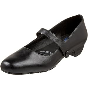 Buy Drew Shoe Ladies Kathy Flat by Drew Shoe
