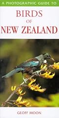 A Photographic Guide to Birds of New Zealand (Photographic Guide to...)