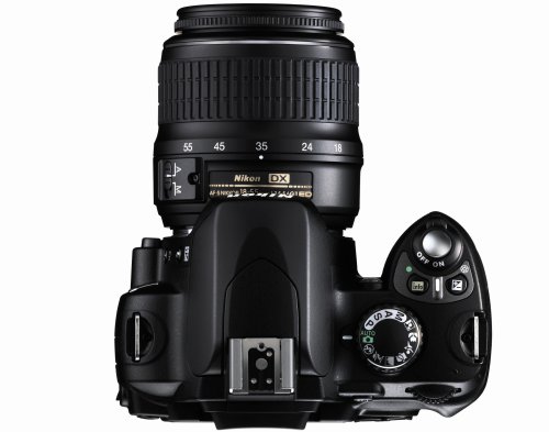Nikon D40 6.1MP Digital SLR Camera Kit with 18-55mm f/3.5-5.6G ED II AF-S DX Zoom-Nikkor Lens