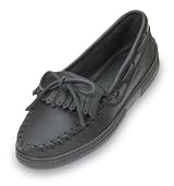Moosehide Fringed Kilty Minnetonka Moccasin in Black Womens
