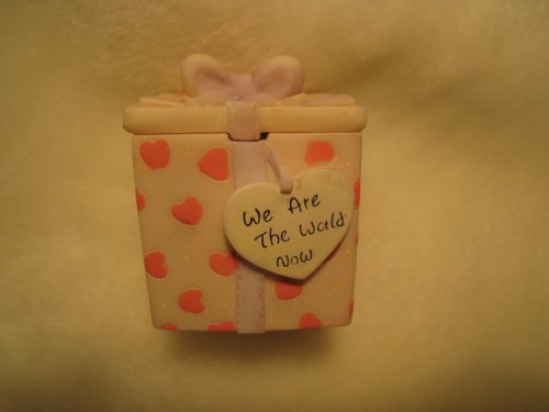 Wedding Favors Love Doll Pair Ceremic Boxed Set Bridal Shower