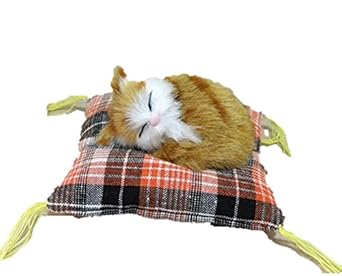 【クリックで詳細表示】Amazon.co.jp ｜ 小さい子猫 超 リアル かわいい 座布団 ねこ 猫【マイホット】 (茶シマ模様猫) ｜ おもちゃ 通販