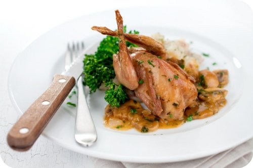 Semi-boneless Plantation Coturnix Quail Avg 3-4oz. Frozen - 36 Each Per case