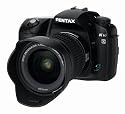 Pentax K10D SLR-Digitalkamera (10 Megapixel, 3D-Bildstabilisierung) schwarz inkl. DA 16-45mm Objektiv