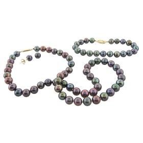 14k Yellow Gold 8-8.5mm Dyed Black Freshwater Cultured Pearl Necklace,... by Amazon.com Collection
