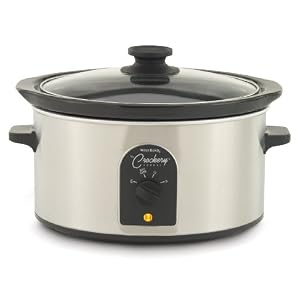 West Bend 84384 4-Quart Oval-Shaped Crockery Cooker by West Bend